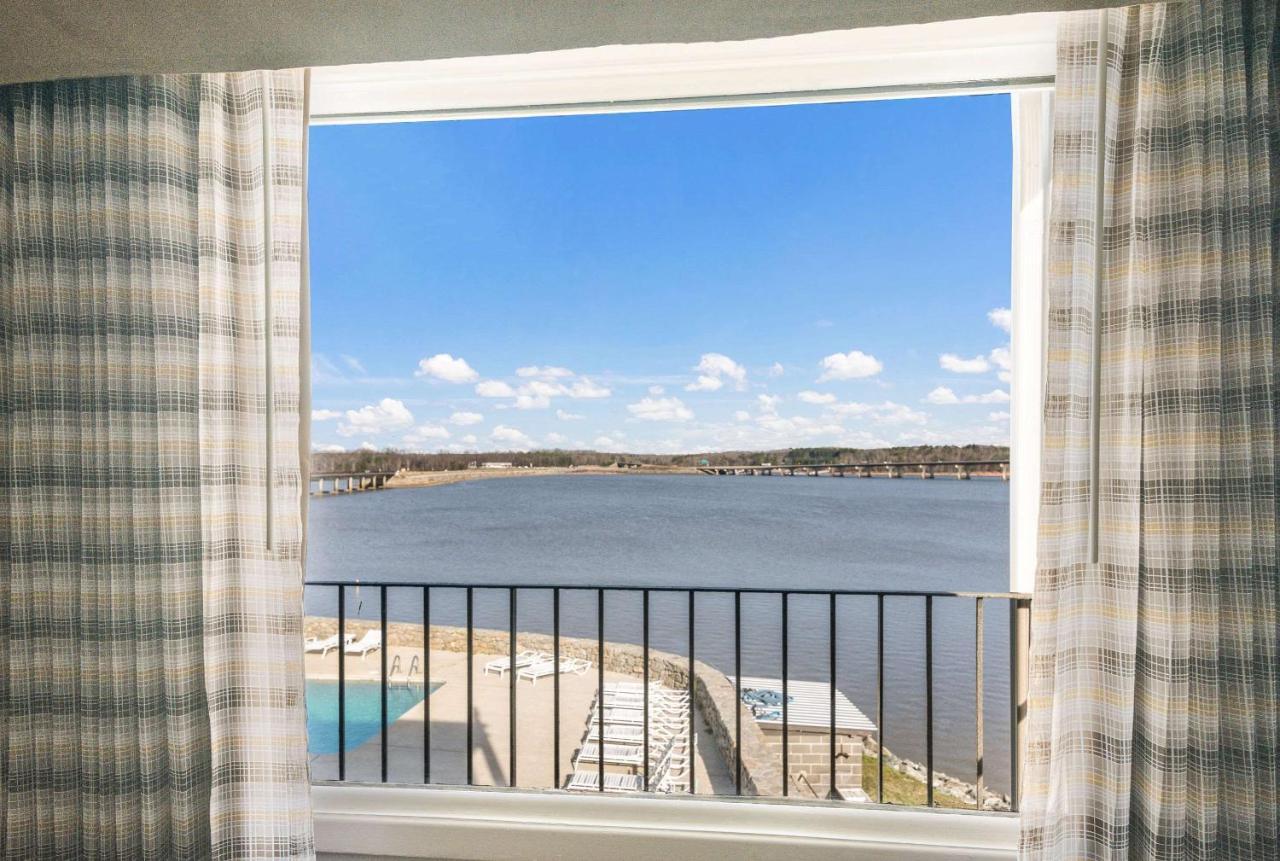 Quality Inn - On The Lake Clarksville-Boydton Esterno foto